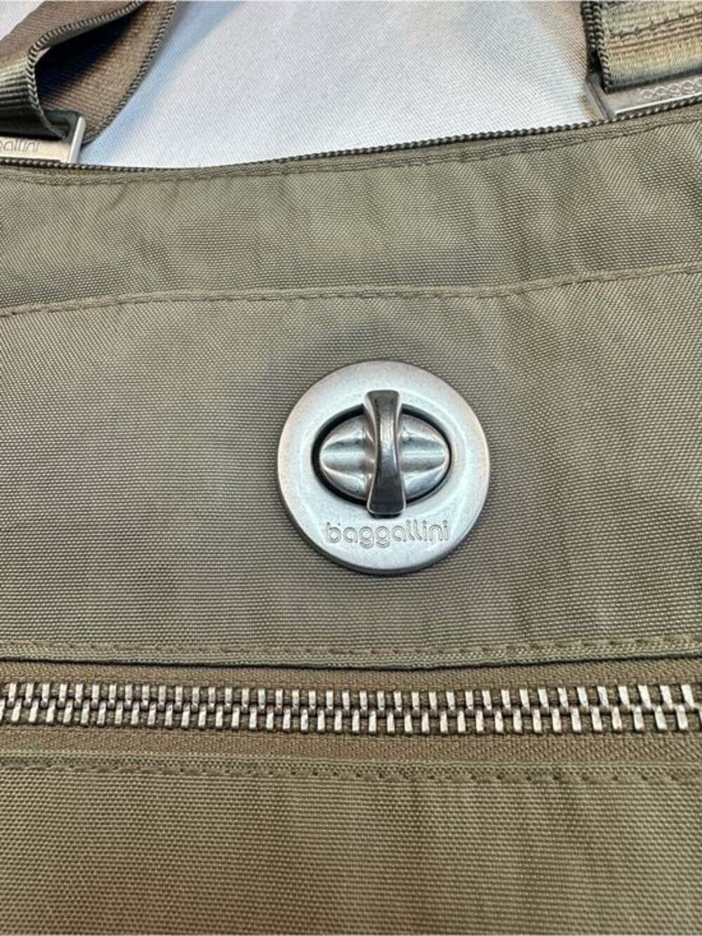 Baggallini Olive Green Crossbody Bag with Silver Hardware - Picture 2 of 9